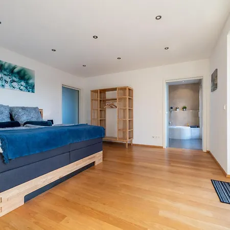 Lägenhet Sevenhills Penthouse Mit Grosser Dachterasse, 4 Fuer 7 Gaeste *