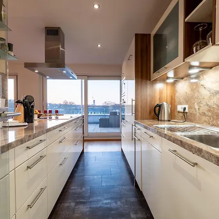 Sevenhills Penthouse Mit Grosser Dachterasse, 4 Fuer 7 Gaeste Lägenhet *